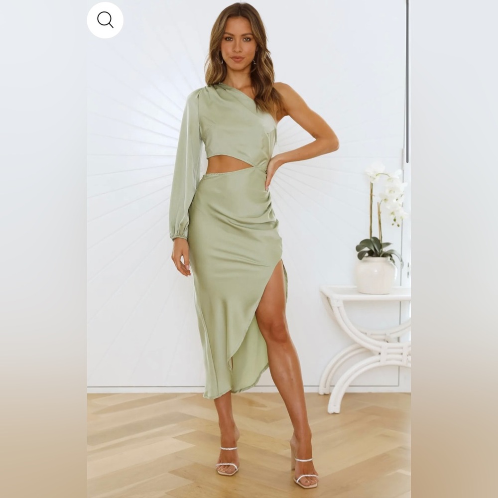 Hello Molly sage green midi dress
